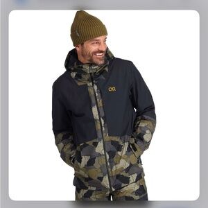 NWOT Outdoor Research Black and Olive Camo Snowcrew Jacket